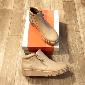 Soul Naturalizer Taupe booties